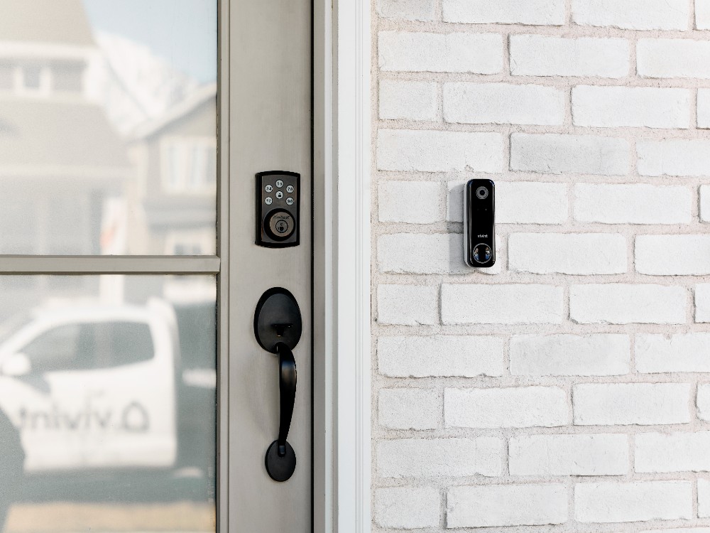 The Role of Smart Doorbells in Home Safety: Benefits, Privacy & Limitations